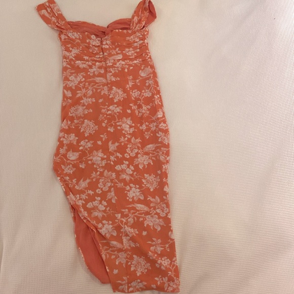 Abercrombie Off the Shoulder Salmon Flower Dress - Picture 2 of 5